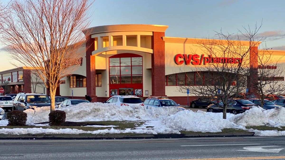 Police were called to CVS in Waterford after a group of people who did not receive statements refused the COVID-19 vaccine – NBC Connecticut