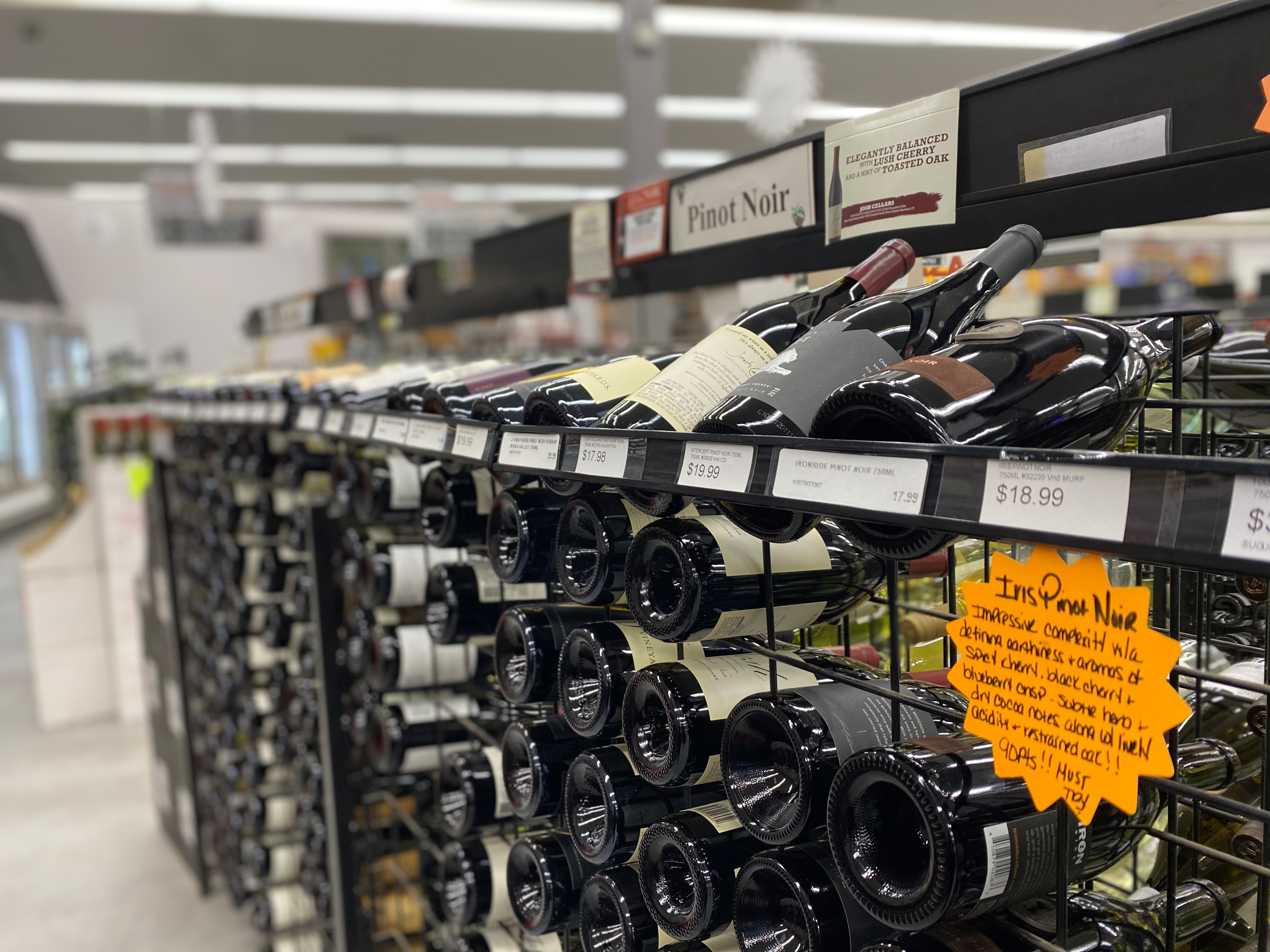 Connecticut package stores closed on Christmas and New Year's Day