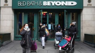 People walk out of a Bed Bath & Beyond store amid the coronavirus disease (COVID-19) pandemic in New York, January 27, 2021.