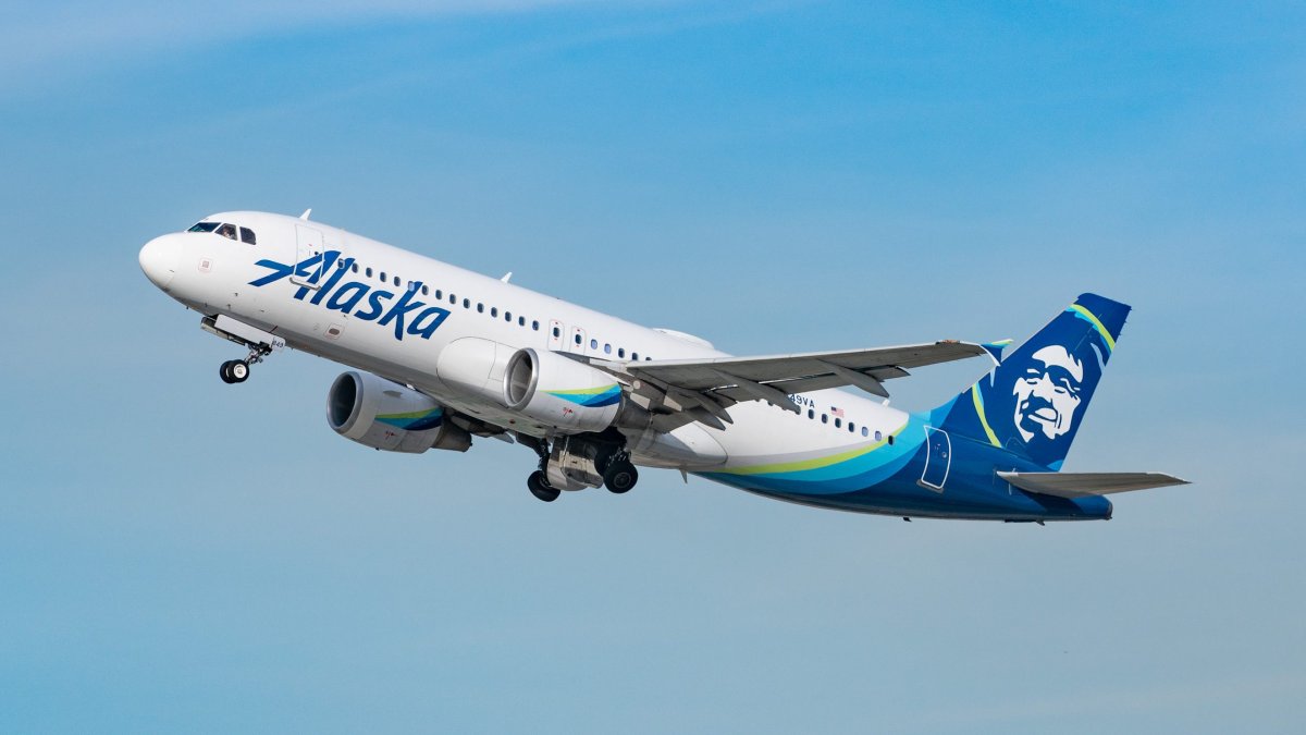 Alaska Airlines plane that suffered inflight blowout had known pressurization light issue – NBC Connecticut - Vimarsana News