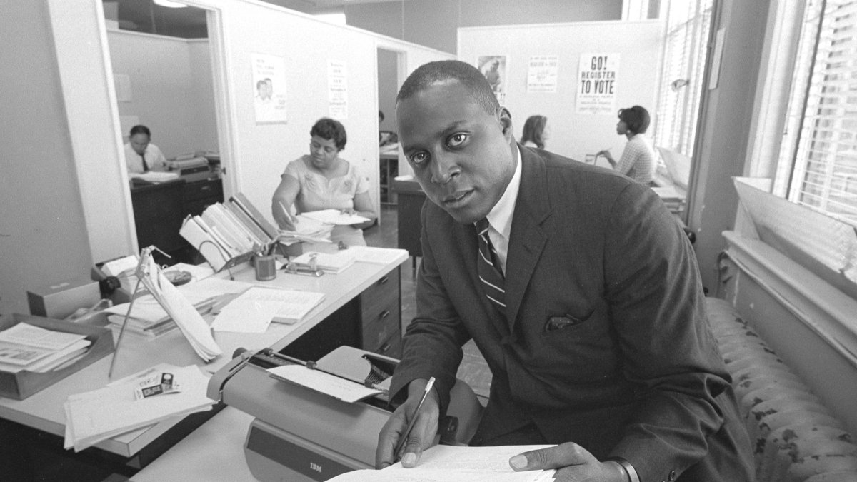 Vernon Jordan, Civil Rights Icon and Former Clinton Adviser, Dies at 85