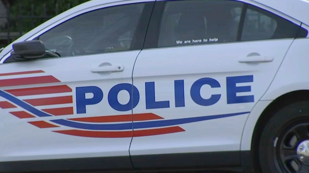 DC Police Officer Charged With Lying About Leaks to Proud Boys Leader – NBC Connecticut - Vimarsana News