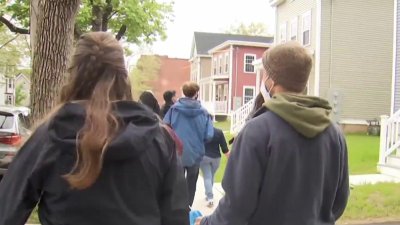 Door To Door Covid 19 Vaccine Canvass Held In New Haven Nbc Connecticut