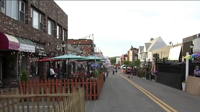 Gov. Baker Proposes Extending Outdoor Dining