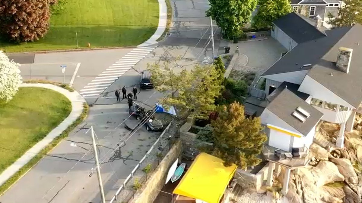 Man Killed in Early Morning Crash in New London – NBC Connecticut