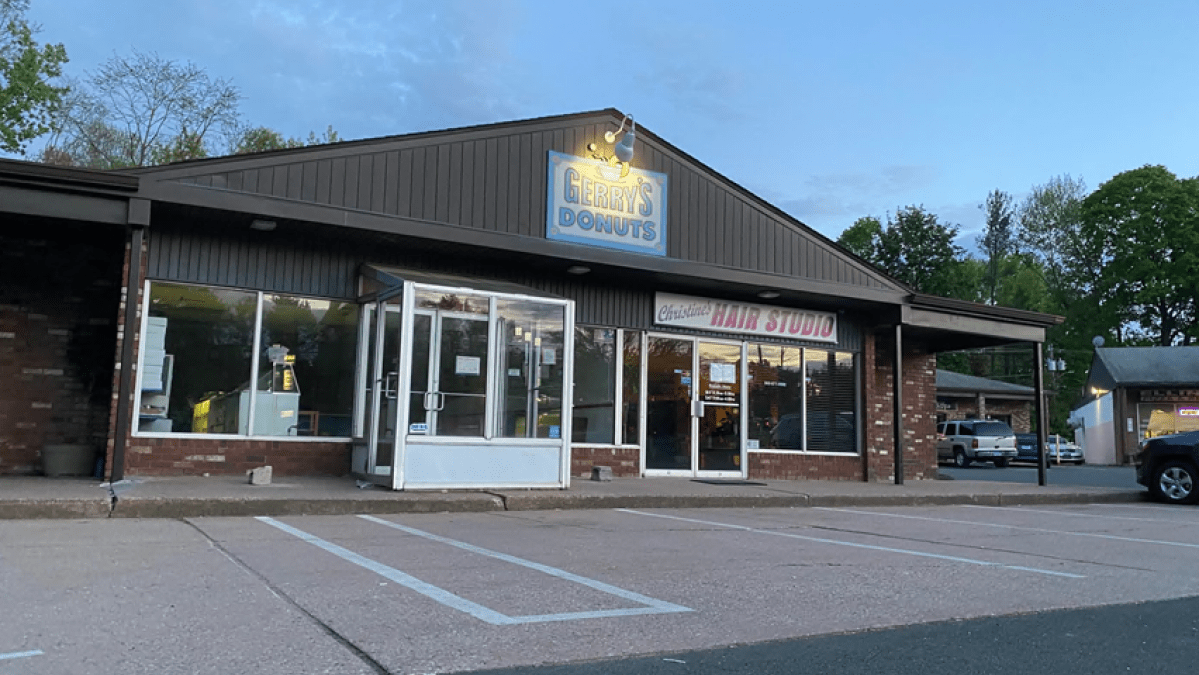 Ellington Donut Shop Closes Indefinitely After Several Reports of