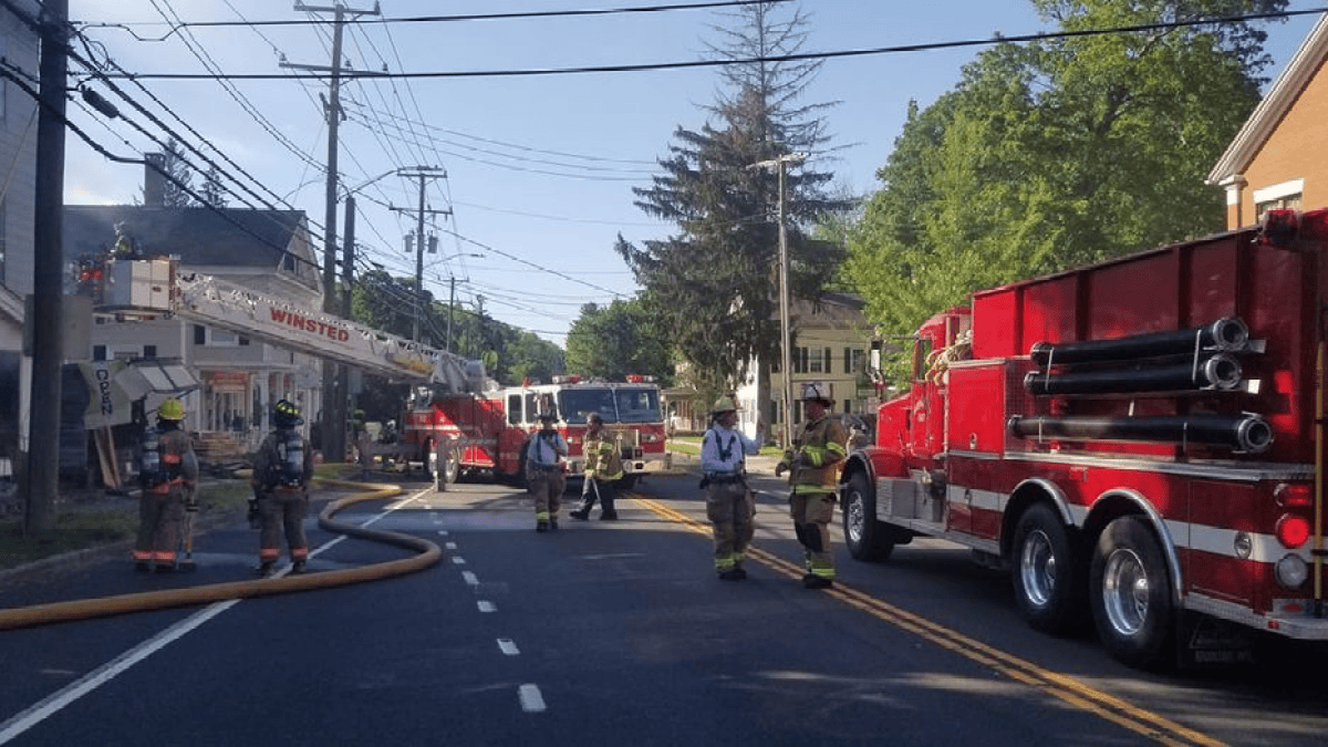 Crews Battle Fire Opposite of Town Hall in New Hartford – NBC Connecticut