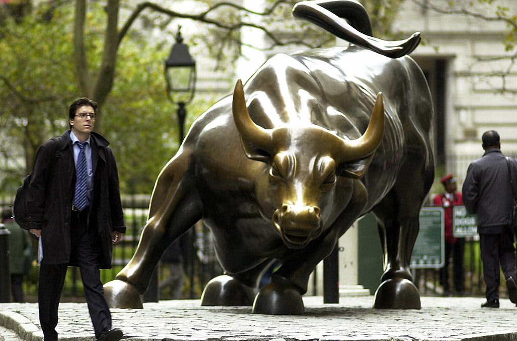 Stock Futures Rise as S&P 500 Looks to Add to Record - Vimarsana News