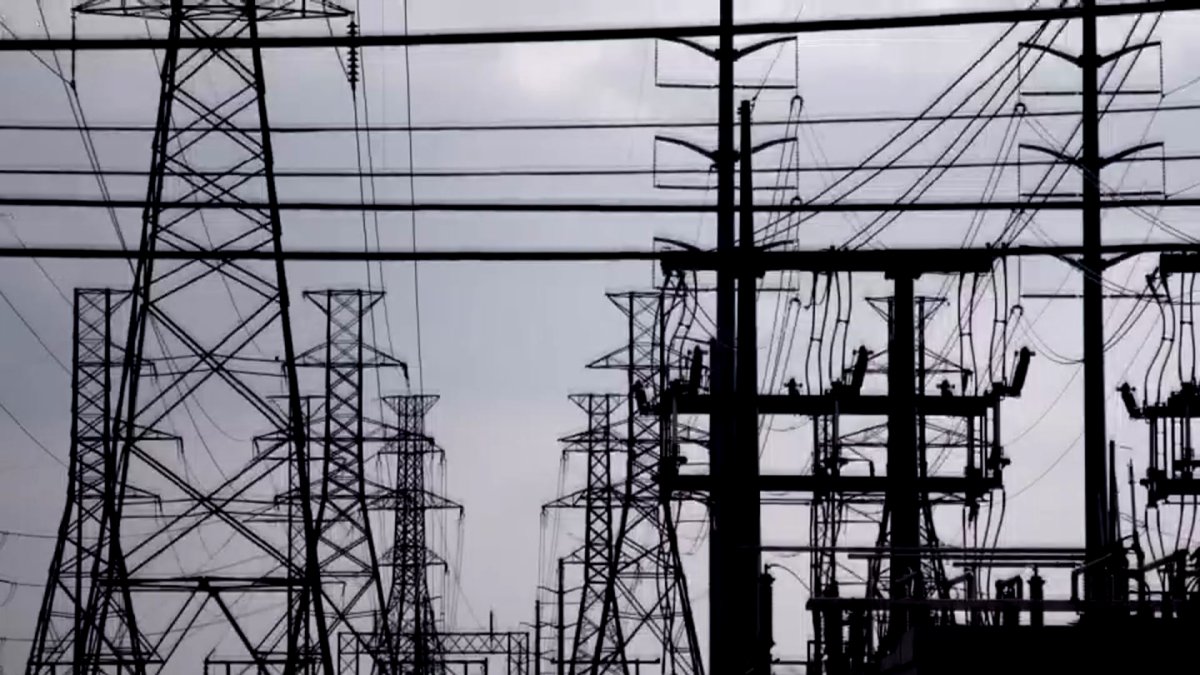 Lights Coming Back on After Thousands of Power Outages Monday Morning ...