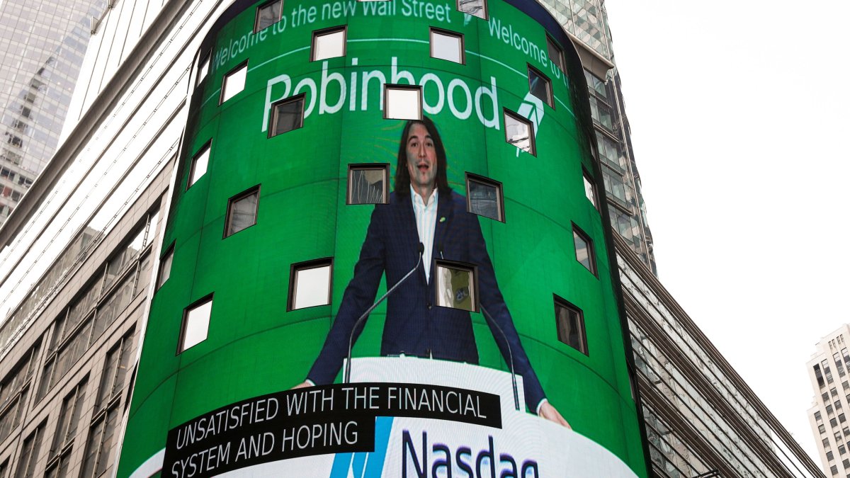 Stocks Making the Biggest Moves Midday: Robinhood, Chewy, RH, Lululemon and More - Vimarsana News