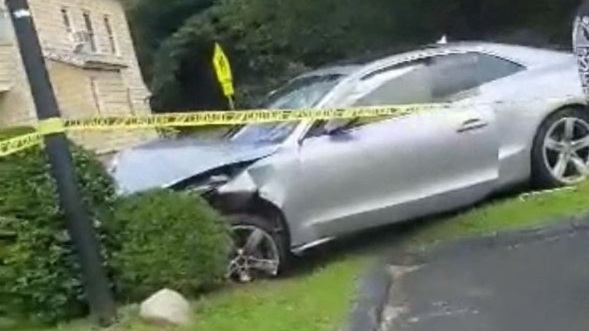 Ansonia Police Seek Driver Who Hit Another Car & A Pedestrian Then Fled