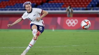 Megan Rapinoe scored the clinching penalty kick as the United States women's national team outlasted the Netherlands for a spot in the Olympic women's soccer semifinals.