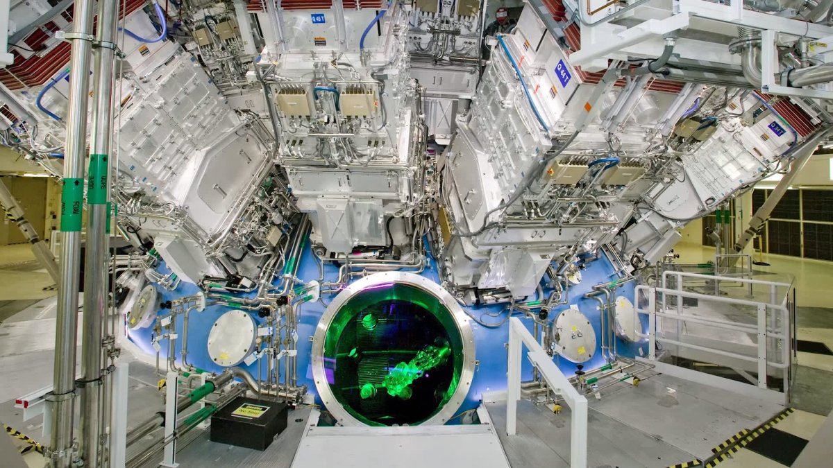 Michio Kaku Calls Nuclear Fusion Test at National Lab 'Giant Step Toward the Holy Grail of Energy Research' – NBC Connecticut - Vimarsana News