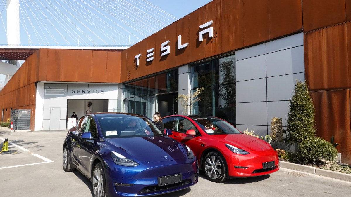 Elon Musk Urges Tesla Employees to Reduce Cost of Vehicle Deliveries - Vimarsana News