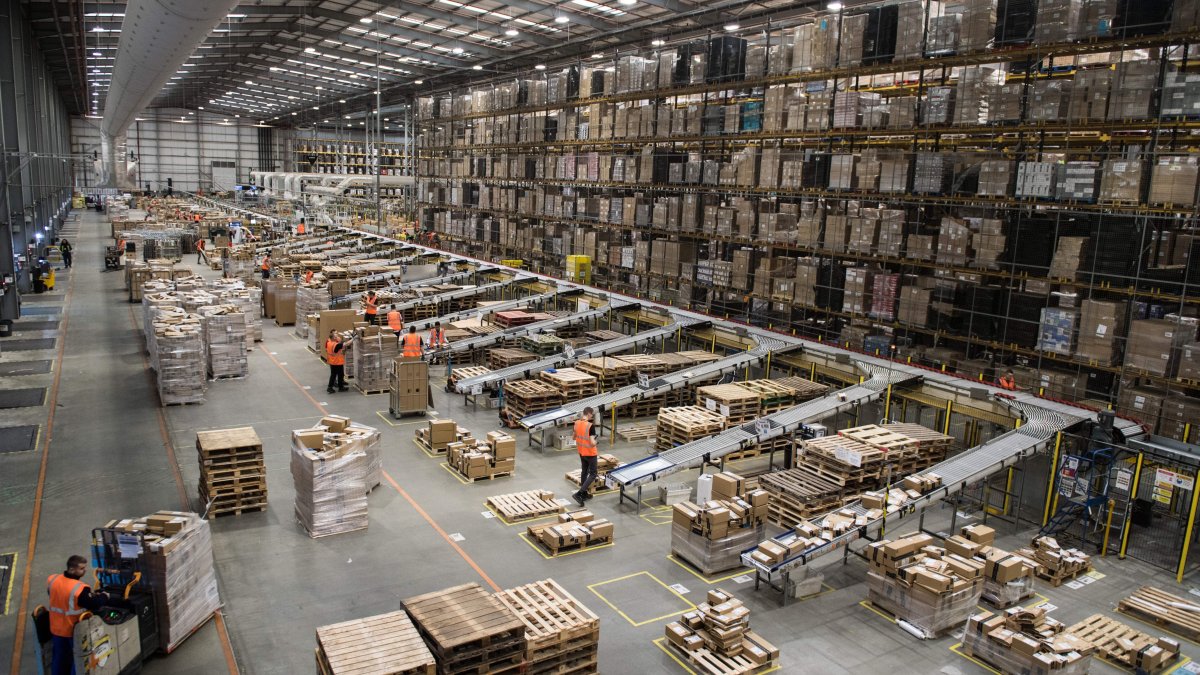 Amazon's Biggest, Hardest-To-Solve ESG Issue May Be Its Own Workers - Vimarsana News