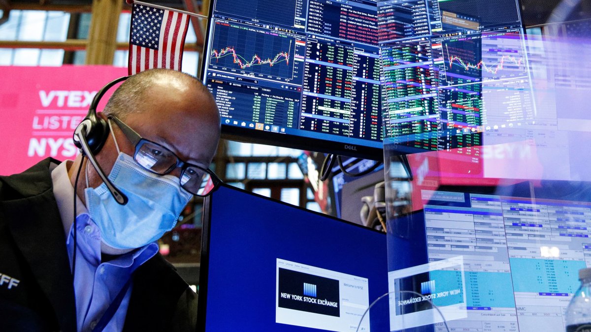 Shift to Passive Indexing Has Saved Investors Nearly $360 Billion in Fees, Says CEO of World's Largest Index Provider - Vimarsana News