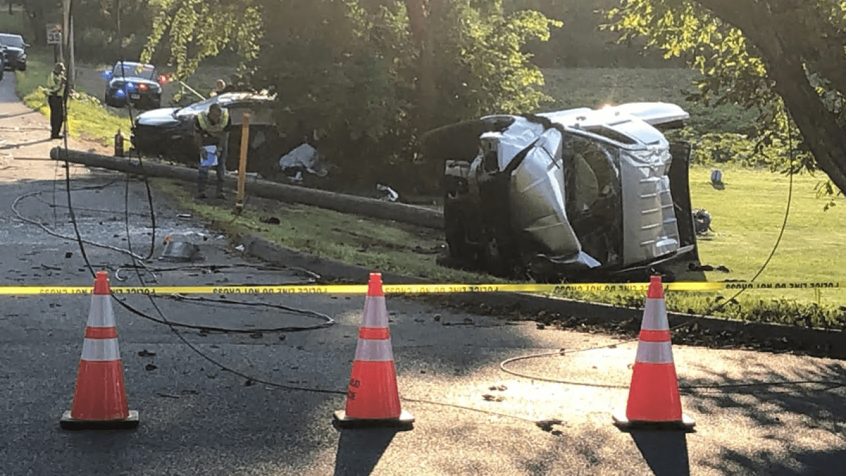 Serious Car Crash Causes Road Closures in Enfield – NBC Connecticut