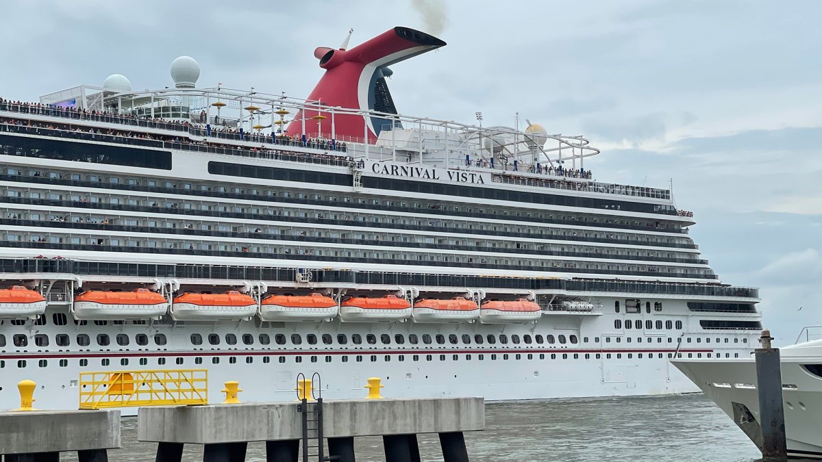 Carnival Passenger Dies After Contracting Covid The 1st Death Since Cruises Resumed In June Nbc Connecticut