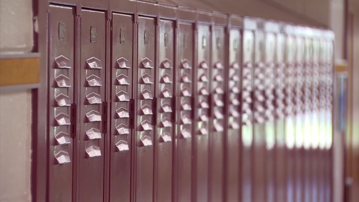 Superintendents try to calm parents about immigration, despite lack of raids in schools