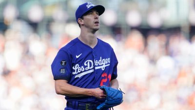 Dodgers pitcher Walker Buehler becomes victim of snatch-and-grab