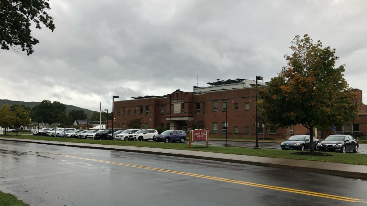 Power Outage Leads to 2Hour Delay at Plainville School NBC Connecticut