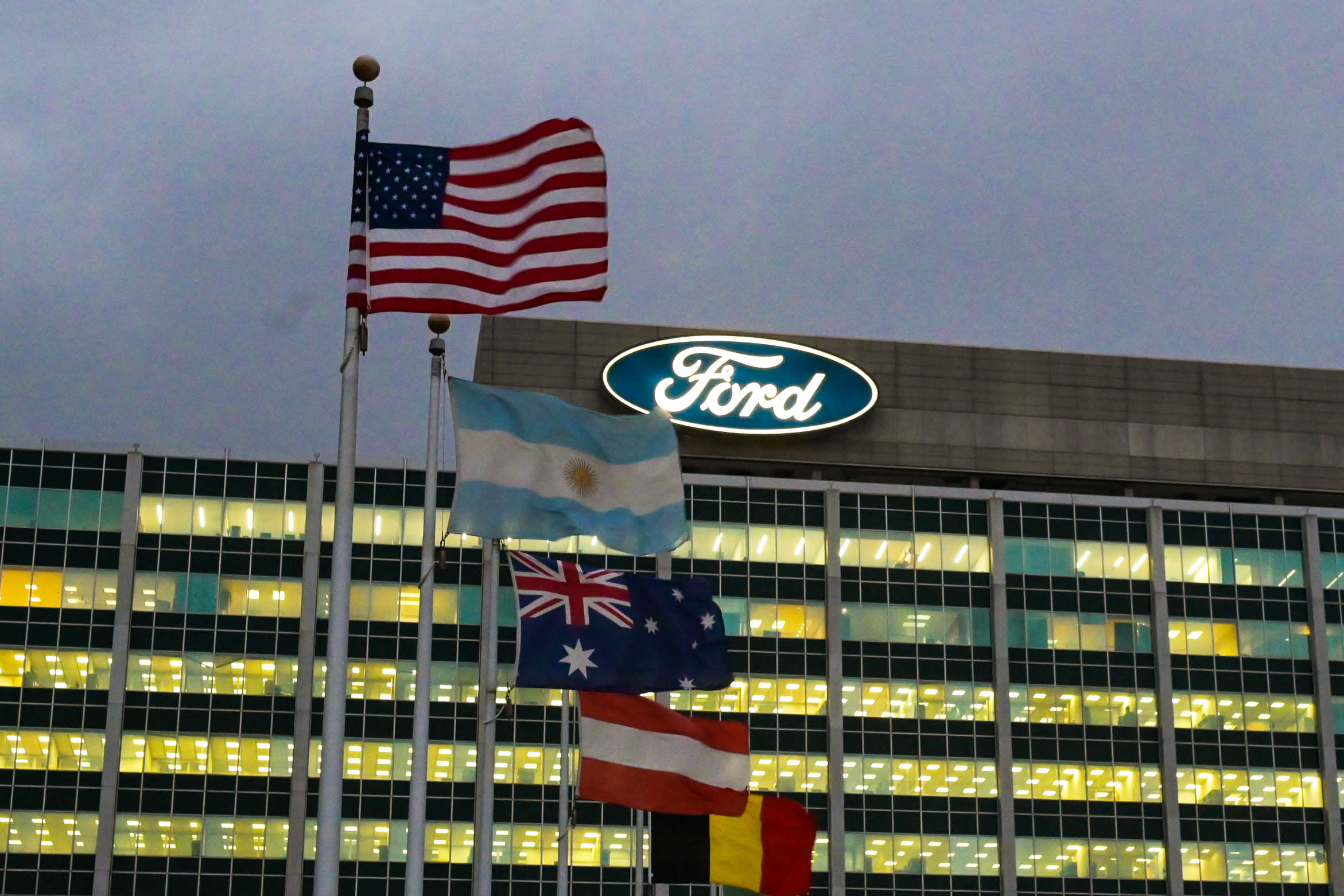 Ford Motor Company To Mandate COVID Vaccines – NBC Connecticut