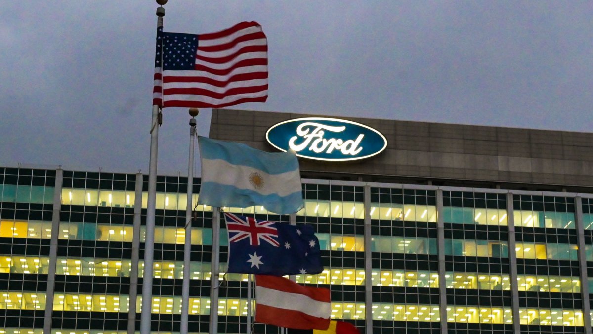 Ford Motor Company to Mandate COVID Vaccines – NBC Connecticut