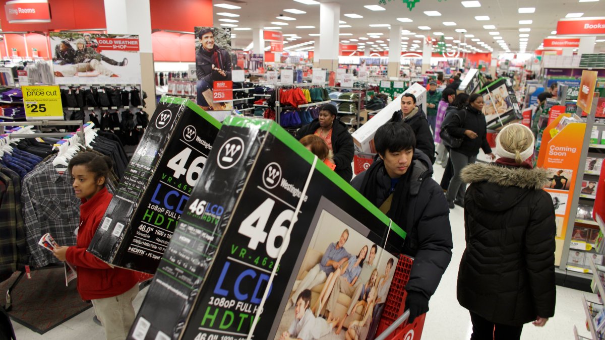 Stores Kick Off Black Friday 2021 Sales But Pandemic Woes Linger – NBC Connecticut - Vimarsana News