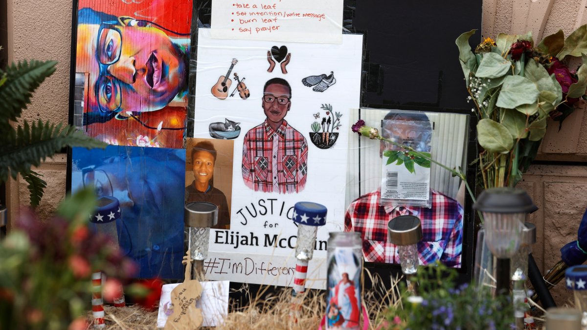 Elijah McClain's Family Settles Lawsuit With Aurora, Colorado, Over Police Confrontation - Vimarsana News