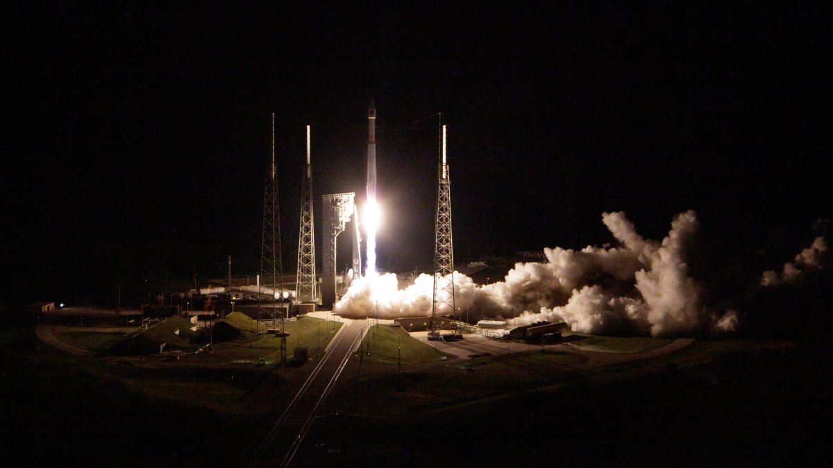 Solar Wing Jammed on NASA Spacecraft Chasing Asteroids - Vimarsana News