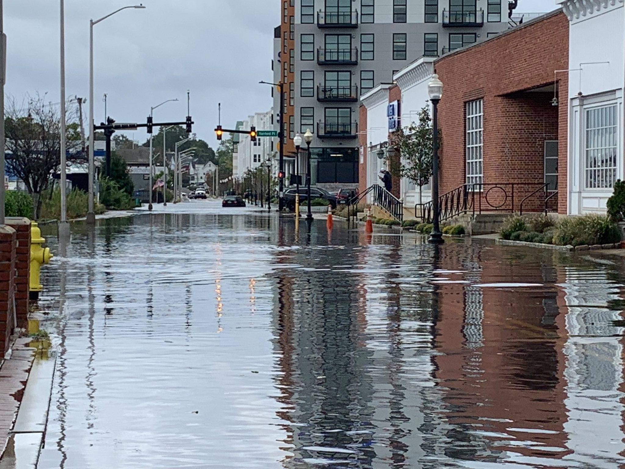 High Tide Causes Busy Downtown Norwalk Street To Flood NBC Connecticut   Norwalk High Tide Flooding 