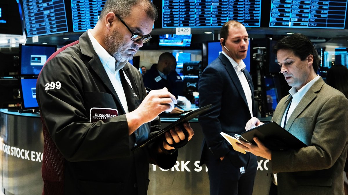 Three Catalysts Are Driving 'Off the Charts' Inflows Into ETFs This Year, Schwab Says – NBC Connecticut - Vimarsana News