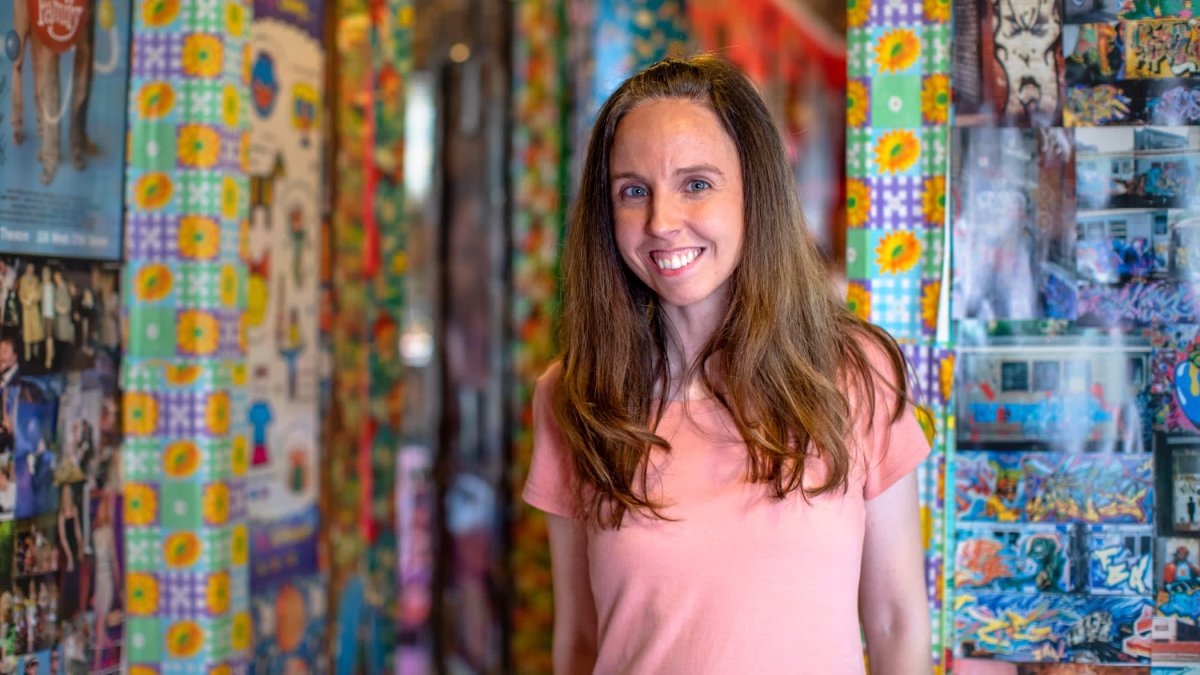 She Pays $1,000 Per Month for a 1-Bedroom Apartment in New York City — Take a Look Inside - Vimarsana News
