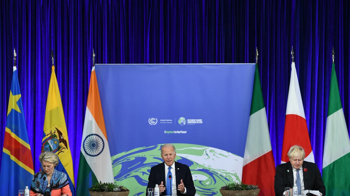 Biden at COP26 Shows 'Americans Are Back at the Table,' UBS Chairman Says – NBC Connecticut - Vimarsana News