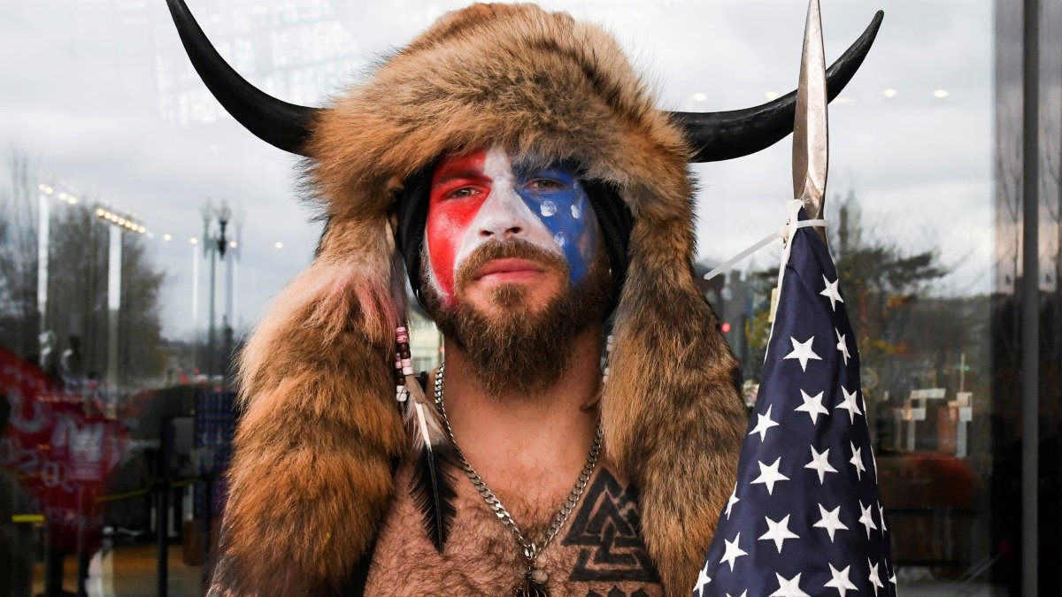QAnon Shaman Jacob Chansley Gets New Lawyer, Might Appeal Capitol Riot Criminal Conviction and Prison Term - Vimarsana News