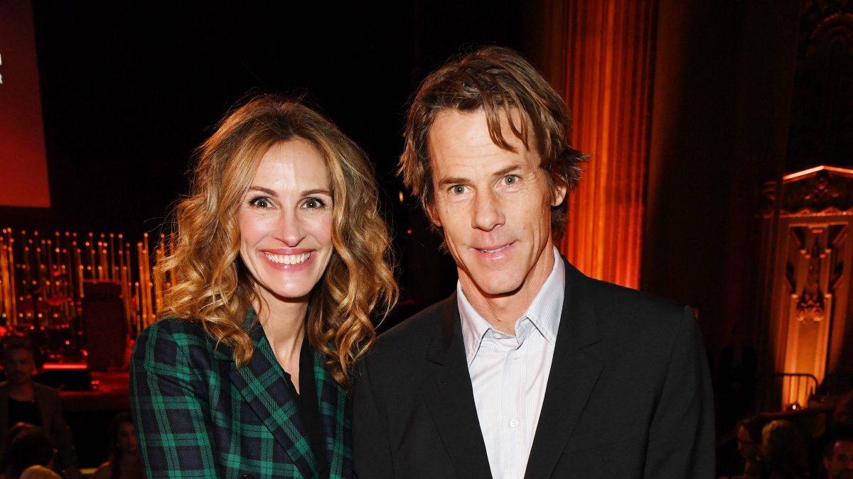 Julia Roberts, Husband Share Photos of Twins on 17th Birthday – NBC Connecticut - Vimarsana News
