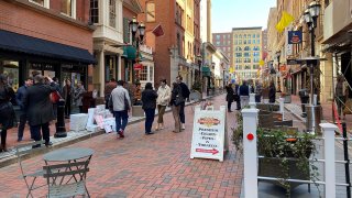 Pratt Street in Hartford