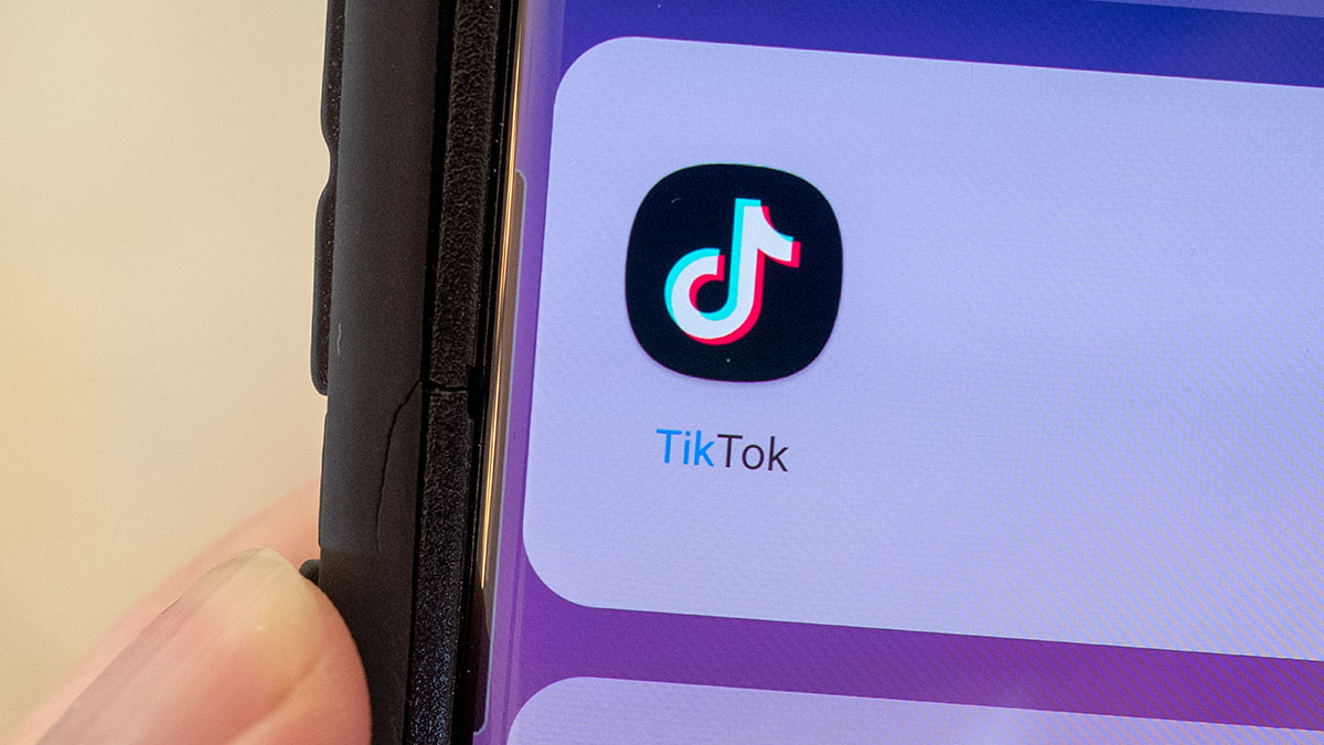 What to know about the deal to keep TikTok in U . S . 
