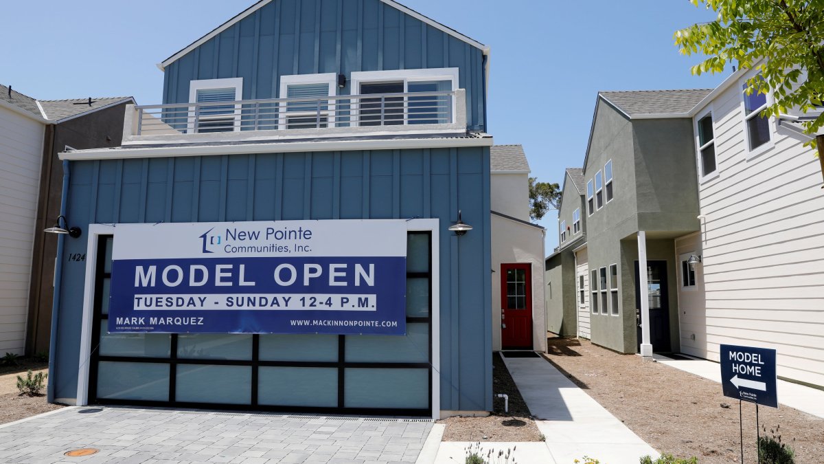 Investor Peter Boockvar Blames Fed Policy 'Mistake' for Surging Housing and Auto Prices – NBC Connecticut - Vimarsana News