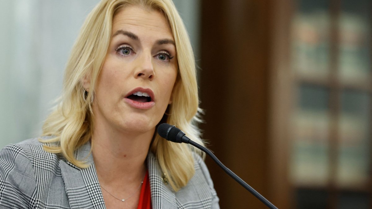 Airlines' Request to Reduce Covid Quarantine Time 'Wrong Move,' Flight Attendants Union Says – NBC Connecticut - Vimarsana News