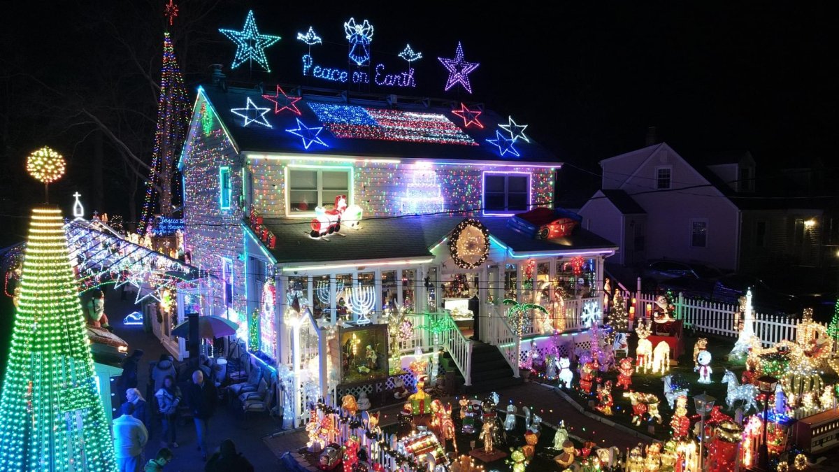 Christmas Light Displays Roseville Ca 2022 Wonderland At Roseville: Giving Back By Lighting Up Fairfield – Nbc  Connecticut