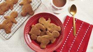 a display of gingerbread cookies
