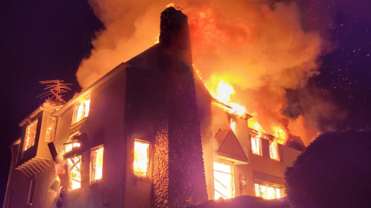 Homeowner Burns Down House Fighting Snake Infestation: Officials – NBC Connecticut - Vimarsana News