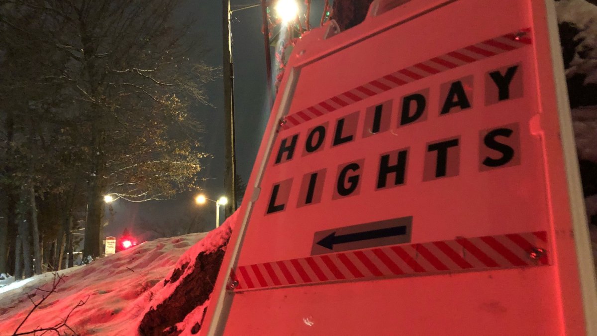 Hartford Holiday Lights Display Closes Early Due Slick Conditions