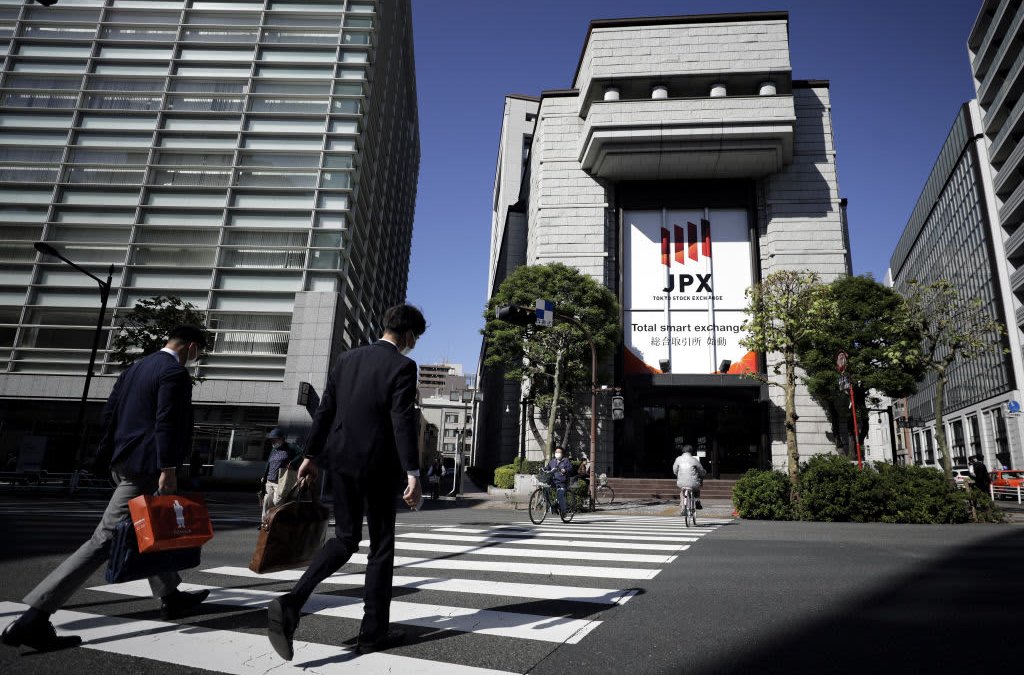 Asia-Pacific Stocks Mixed Despite Dow Sailing to Another Record Close Overnight - Vimarsana News