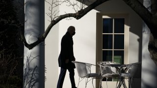 U.S. President Joe Biden arrives at the Oval Office of the White House after arriving on Marine One in Washington, D.C., on Monday, Jan. 10, 2022.