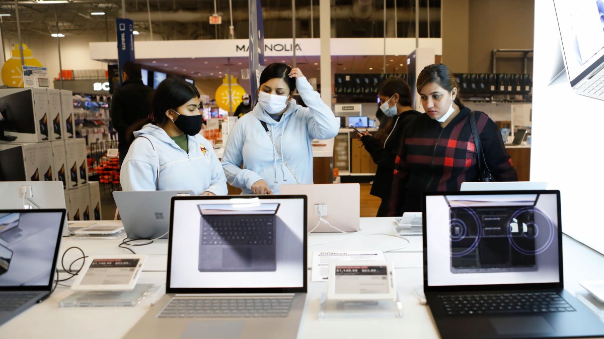 PC Sales Are Back to 2012 Levels, Up 34% From Their 2017 Nadir - Vimarsana News