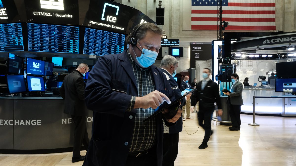 What to Watch Today: Stocks Set to Drop as Dow Stock JPMorgan Falls After Quarterly Results - Vimarsana News