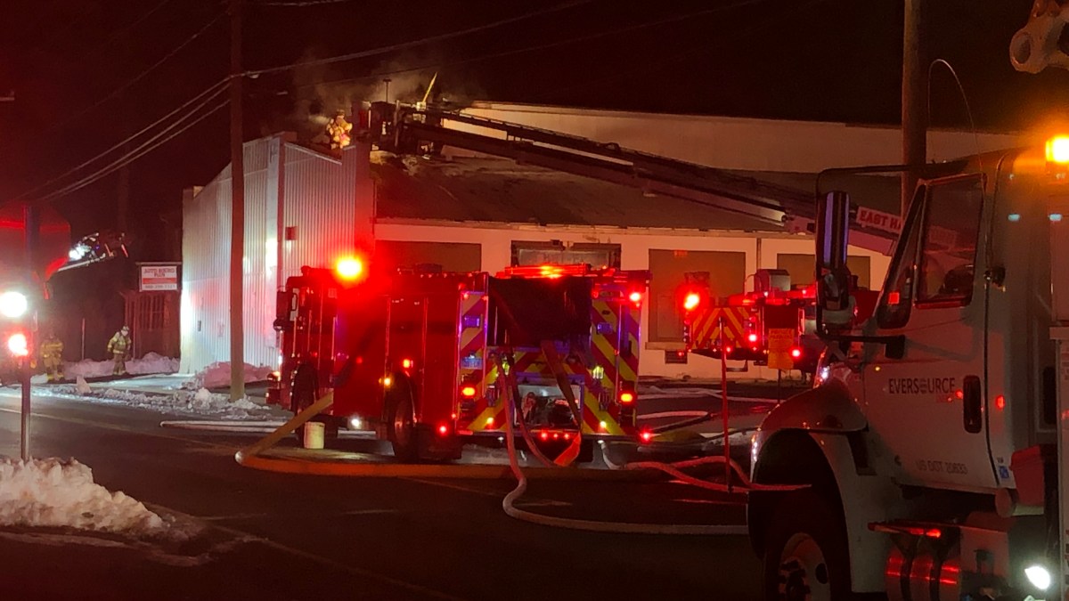 Fire Damages Commercial Building in East Hartford – NBC Connecticut