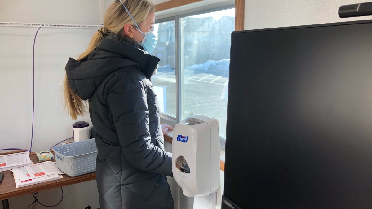Hartford HealthCare Rolls Out Drive-Thru Testing Trailers - Vimarsana News